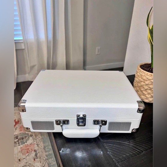 CROSLEY Bluetooth record player - Picture 3 of 5